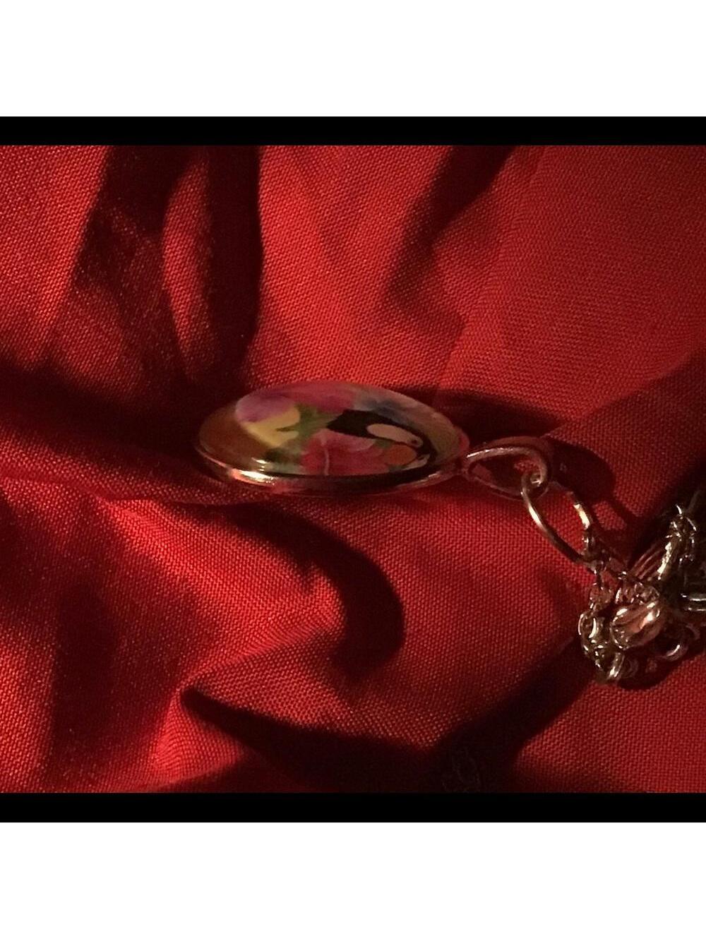 20.5” Jungle Toucan Necklace - Picture 2 of 2